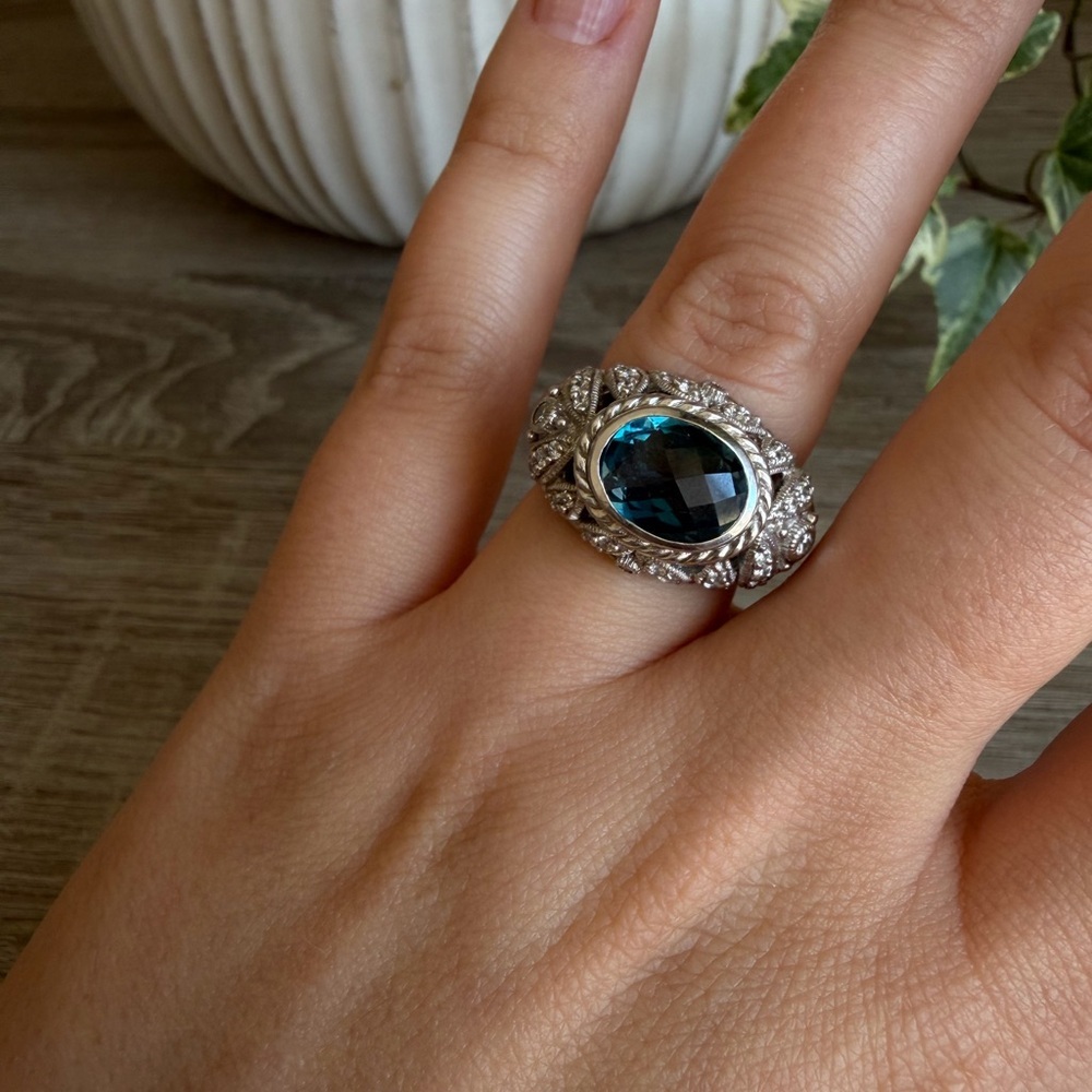 Judith Ripka Blue Topaz White CZ Sterling Silver 925 Vintage Ring Size 6